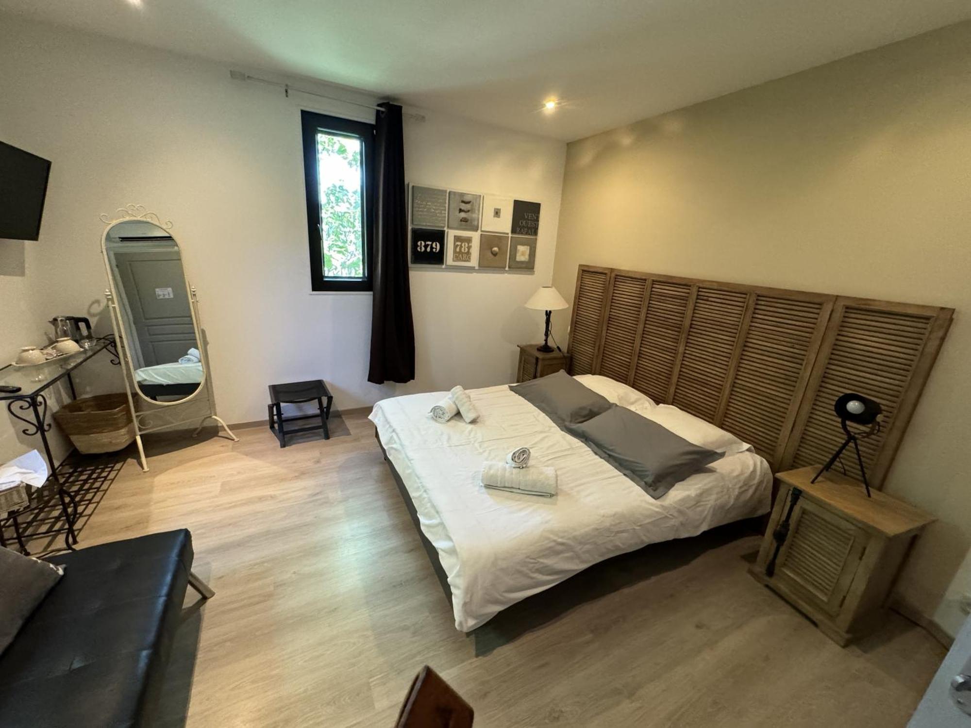B&B Maison D'Hote Et Gite Mas D'Eymard Arles Room photo