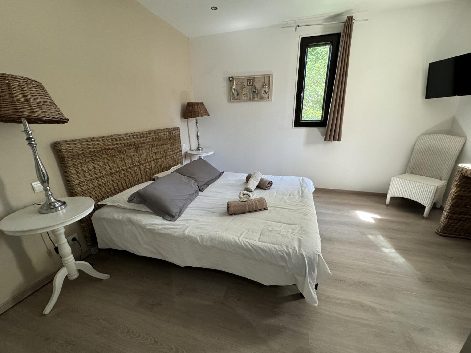 B&B Maison D'Hote Et Gite Mas D'Eymard Arles Room photo